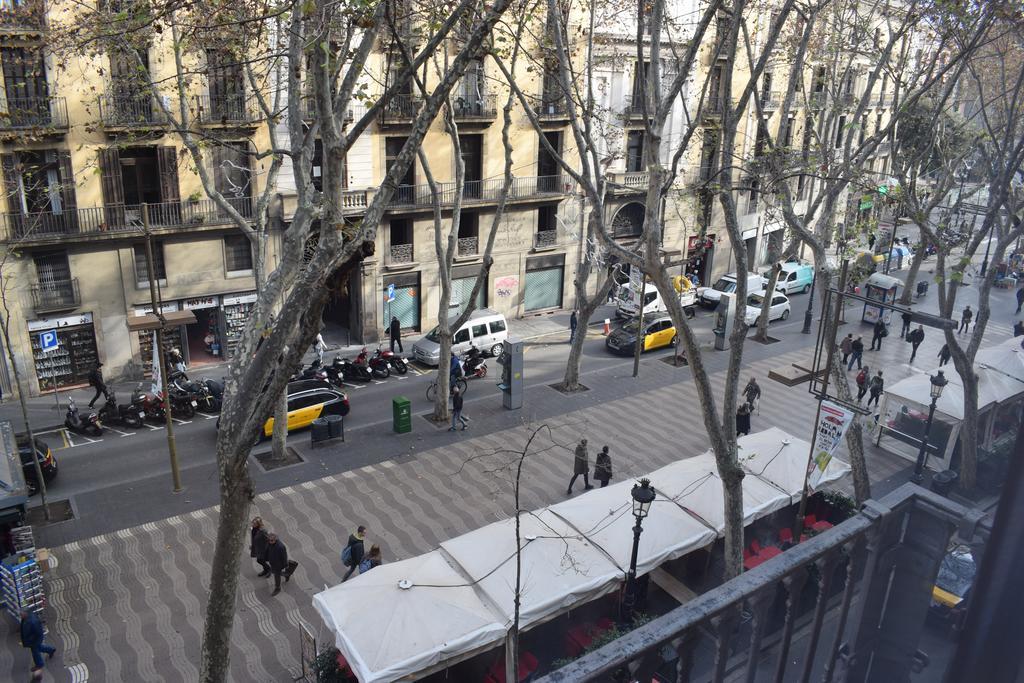 Mimi Ramblas Pensión *